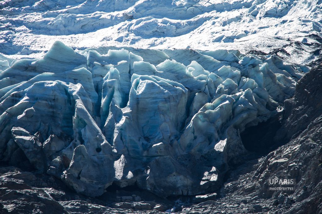 寻找冰川徒步
